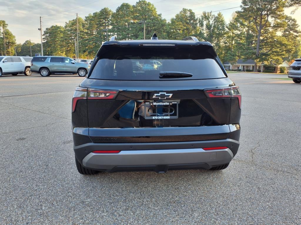new 2026 Chevrolet Equinox car, priced at $33,415