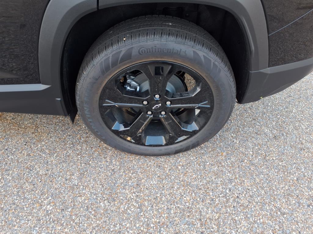 new 2026 Chevrolet Equinox car, priced at $33,415