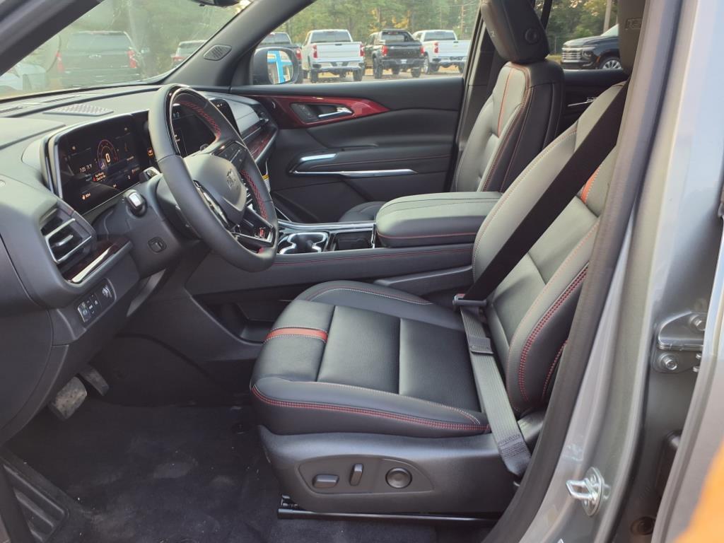 new 2026 Chevrolet Traverse car, priced at $59,220