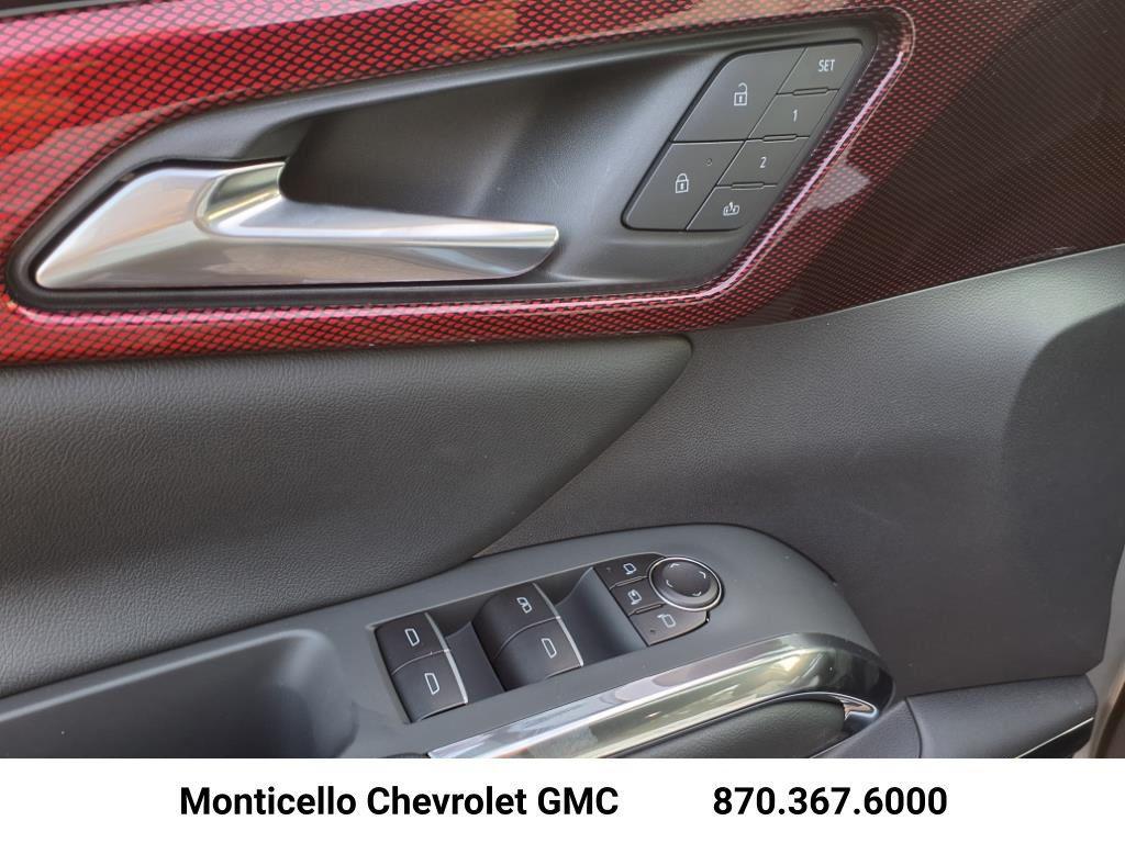 new 2026 Chevrolet Traverse car, priced at $56,520