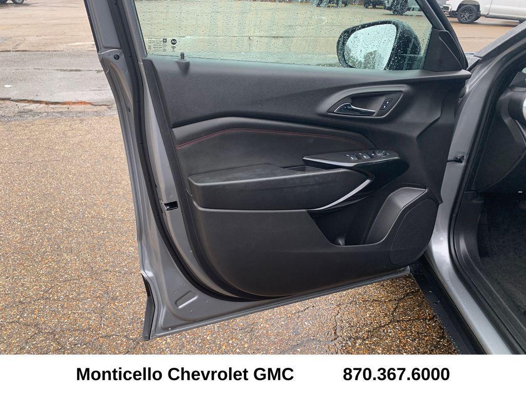 used 2025 Chevrolet Trax car, priced at $24,299