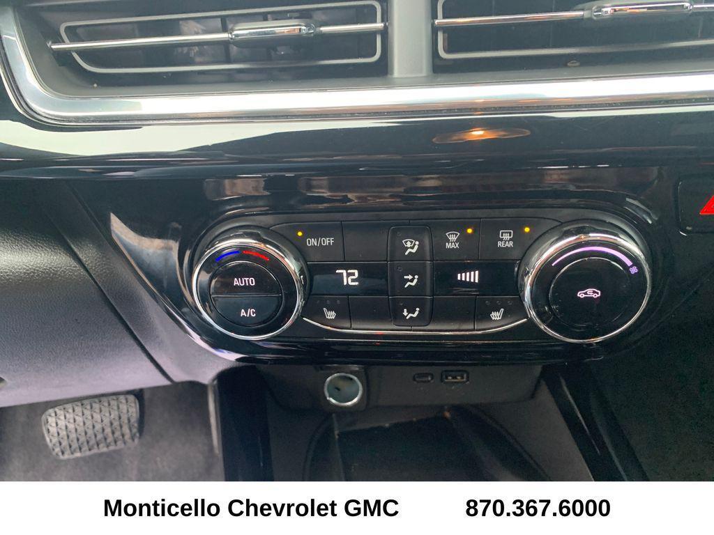 used 2025 Chevrolet Trax car, priced at $24,299