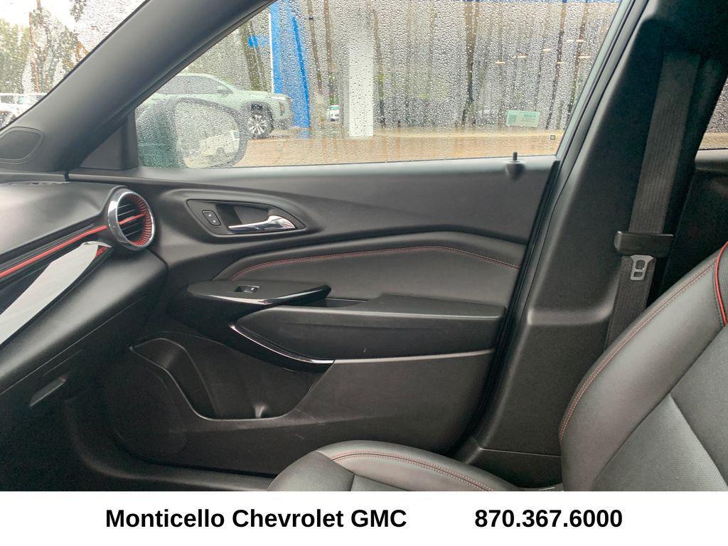 used 2025 Chevrolet Trax car, priced at $24,299