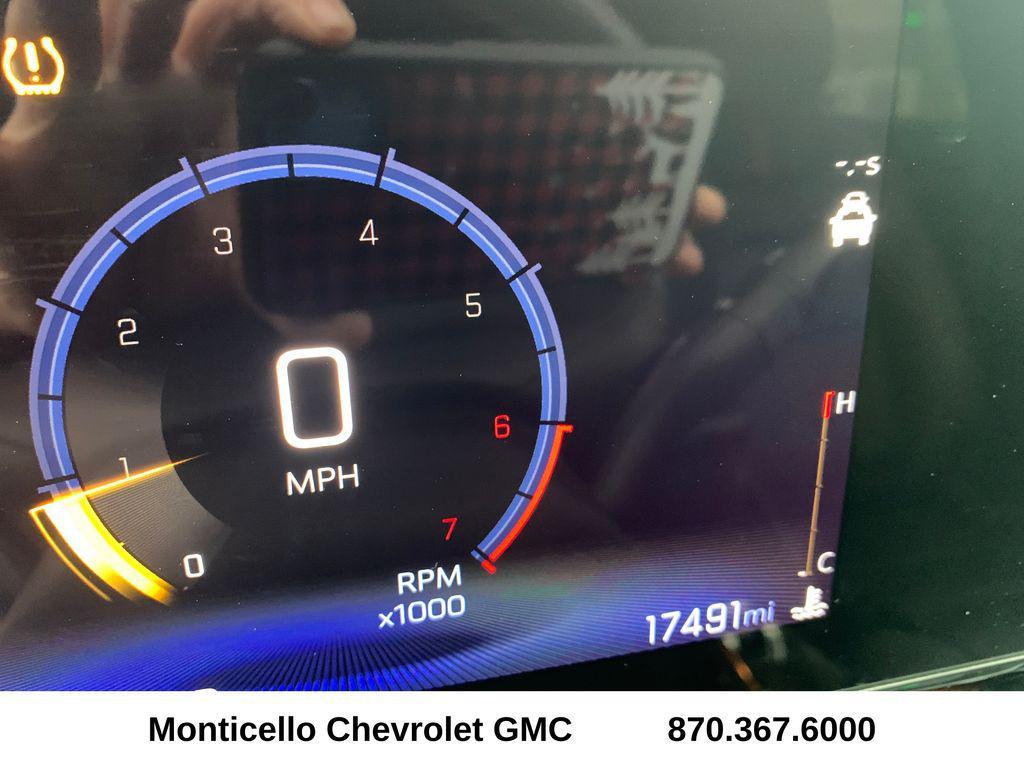 used 2025 Chevrolet Trax car, priced at $24,299