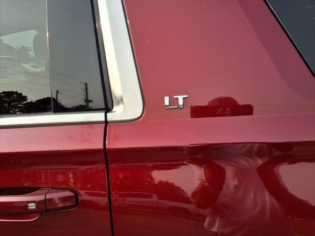 used 2018 Chevrolet Suburban car, priced at $21,999
