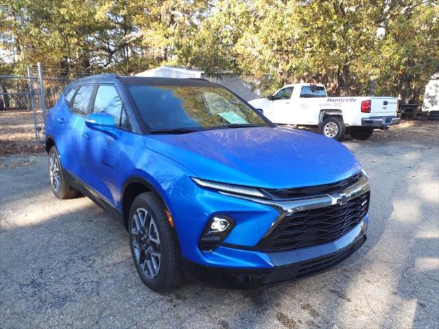 new 2025 Chevrolet Blazer car, priced at $46,070