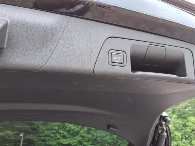 used 2023 Buick Envision car, priced at $29,799