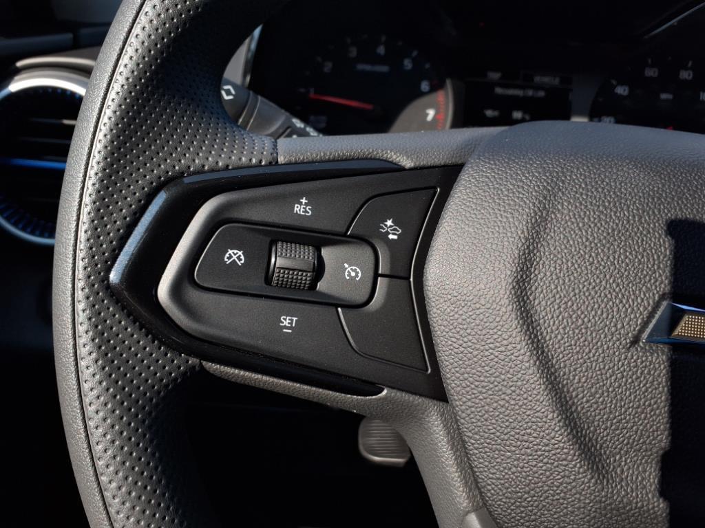 new 2025 Chevrolet Trax car, priced at $22,160