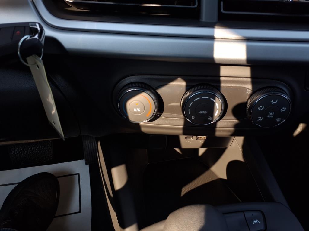 new 2025 Chevrolet Trax car, priced at $22,160