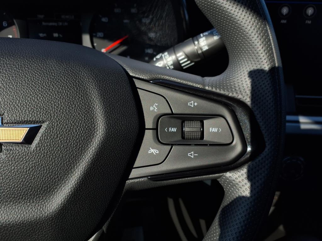 new 2025 Chevrolet Trax car, priced at $22,160
