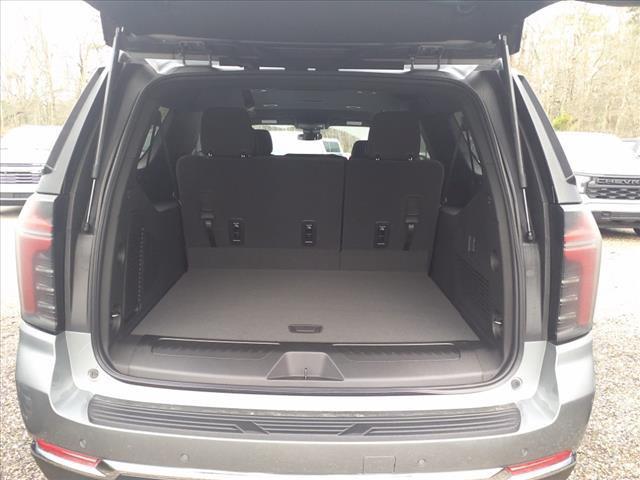 new 2025 Chevrolet Suburban car, priced at $62,595