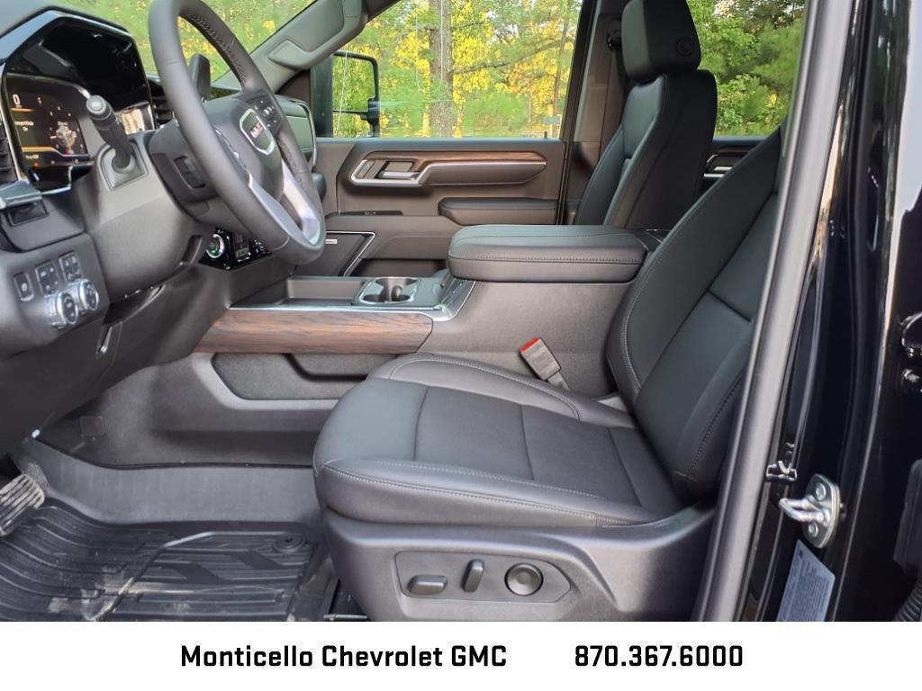 new 2025 GMC Sierra 2500 car, priced at $68,517