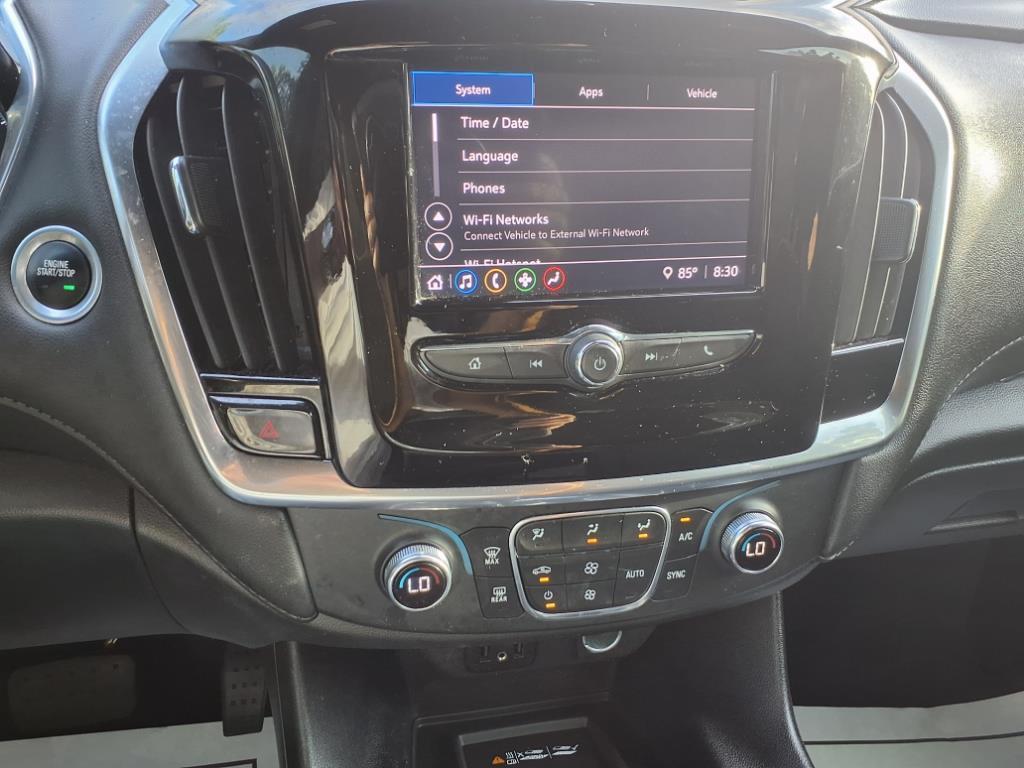 used 2022 Chevrolet Traverse car, priced at $26,598