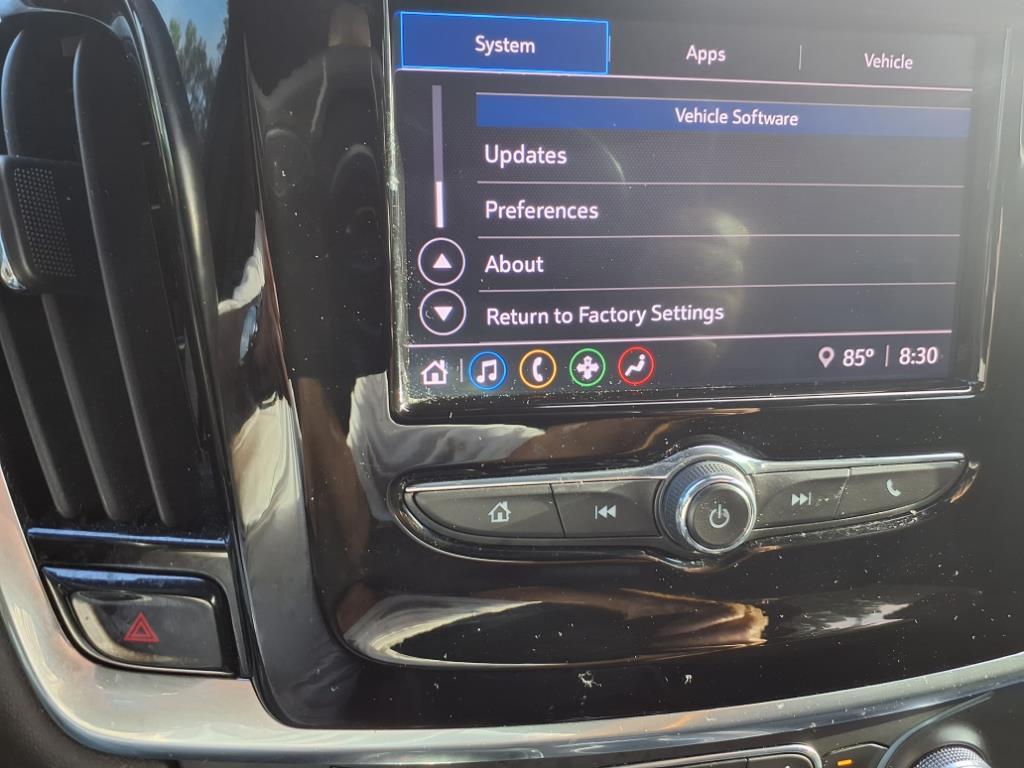 used 2022 Chevrolet Traverse car, priced at $26,598