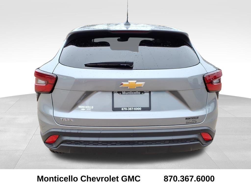 used 2025 Chevrolet Trax car, priced at $22,449