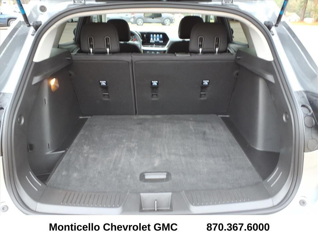 used 2025 Chevrolet Trax car, priced at $22,449