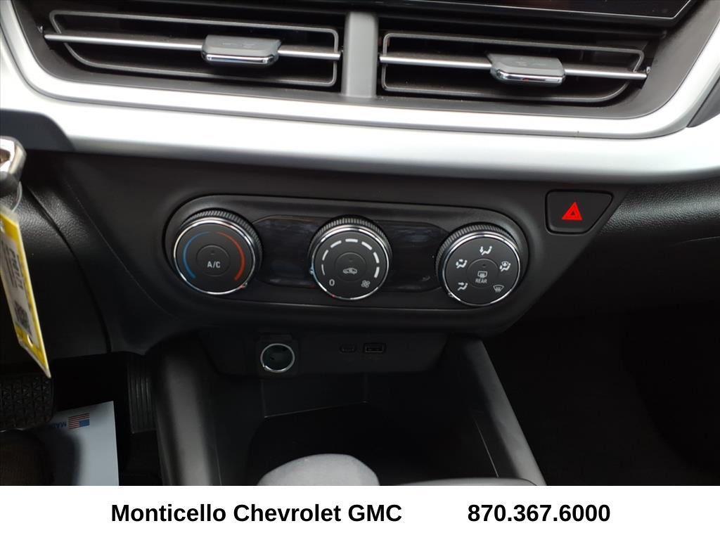 used 2025 Chevrolet Trax car, priced at $22,449