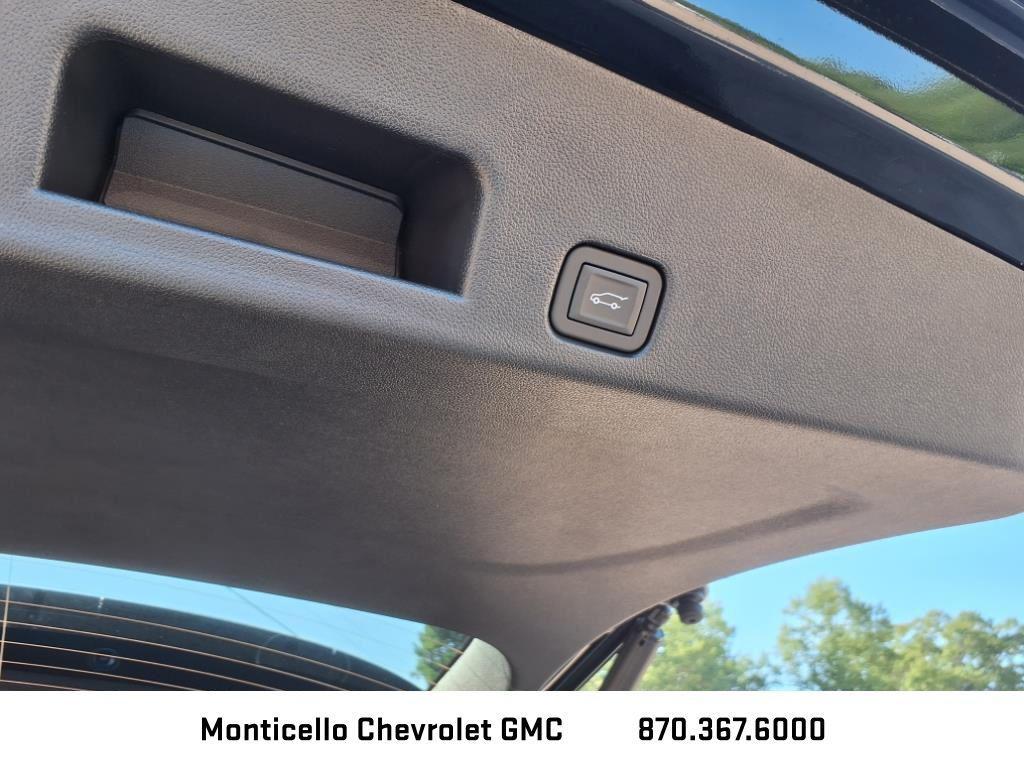 new 2026 GMC Acadia car, priced at $58,417