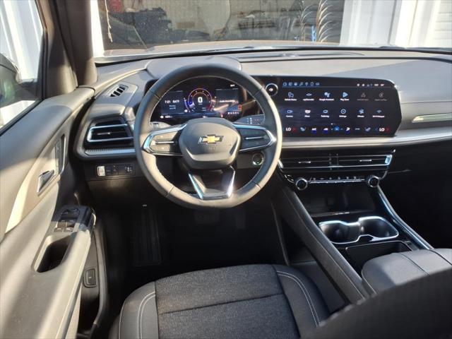 new 2025 Chevrolet Traverse car, priced at $42,560