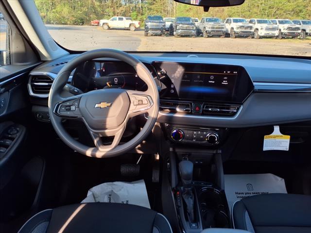 new 2025 Chevrolet TrailBlazer car, priced at $24,833