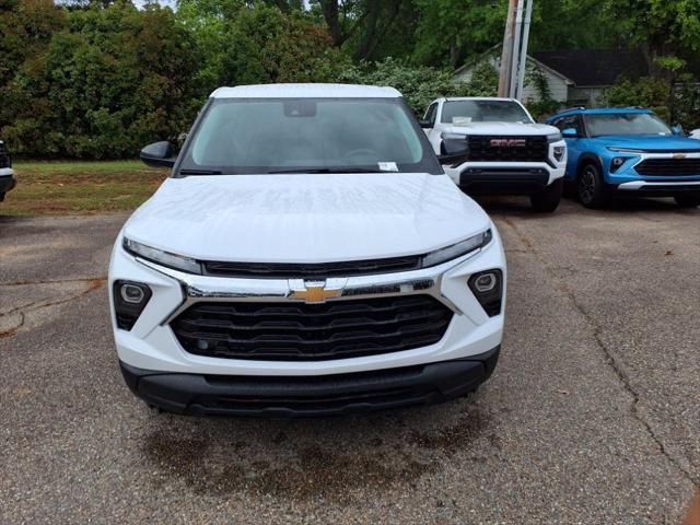 new 2025 Chevrolet TrailBlazer car, priced at $24,589