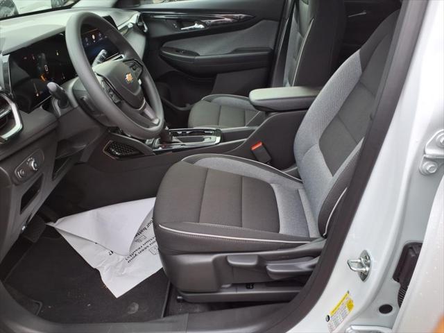 new 2025 Chevrolet TrailBlazer car, priced at $24,589