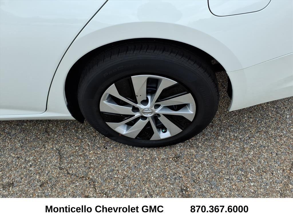 used 2022 Nissan Altima car, priced at $18,599