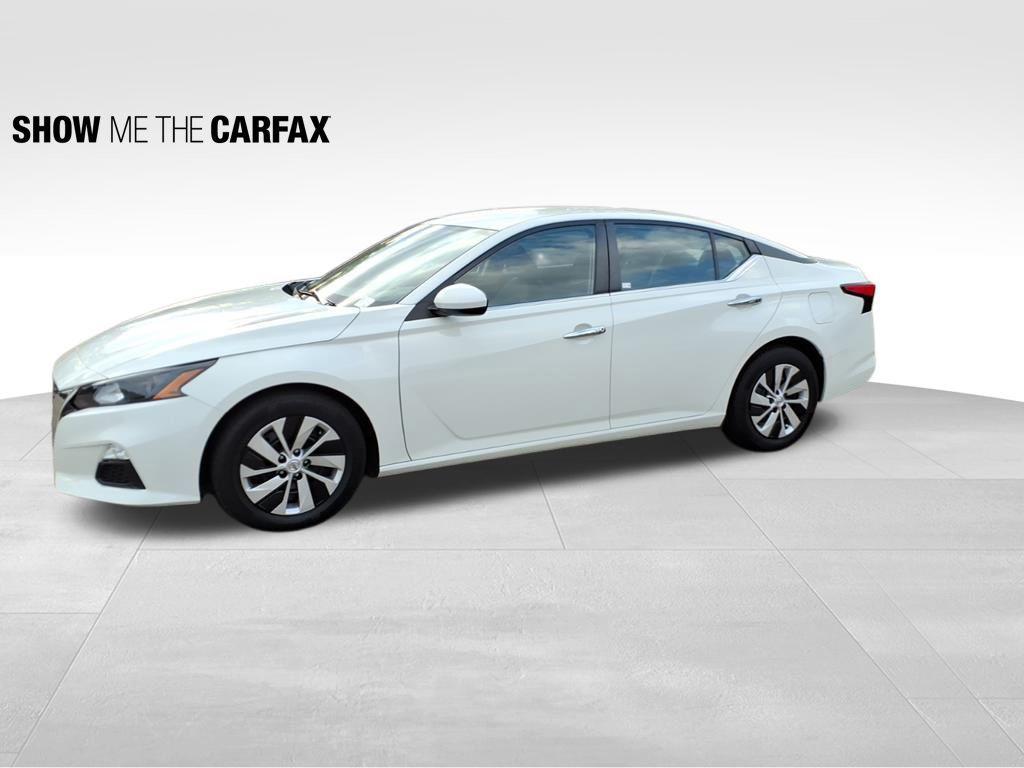used 2022 Nissan Altima car, priced at $18,599