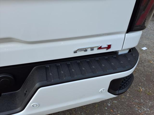 new 2025 GMC Sierra 2500 car, priced at $78,570