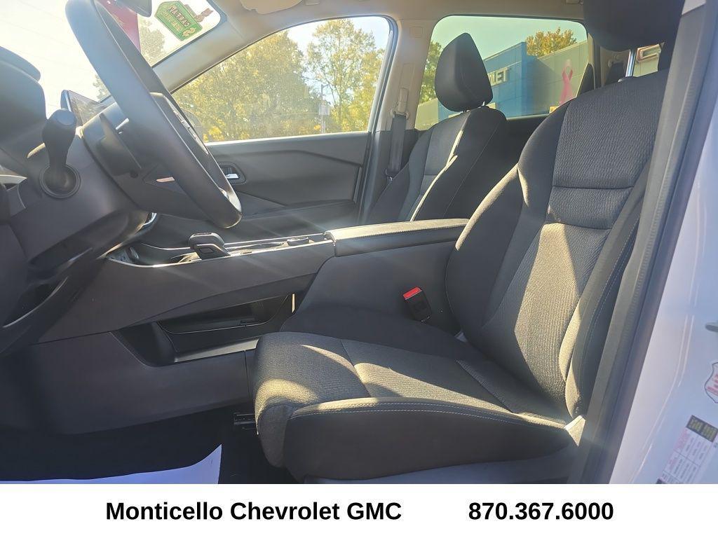 used 2024 Nissan Rogue car, priced at $19,899