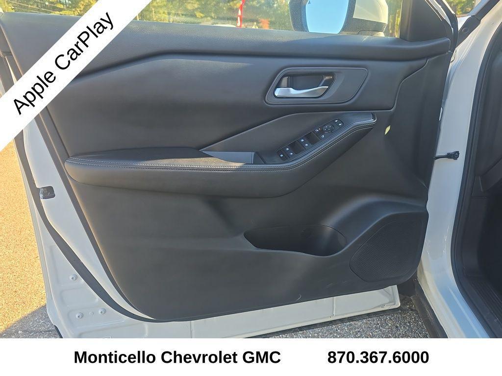 used 2024 Nissan Rogue car, priced at $19,899