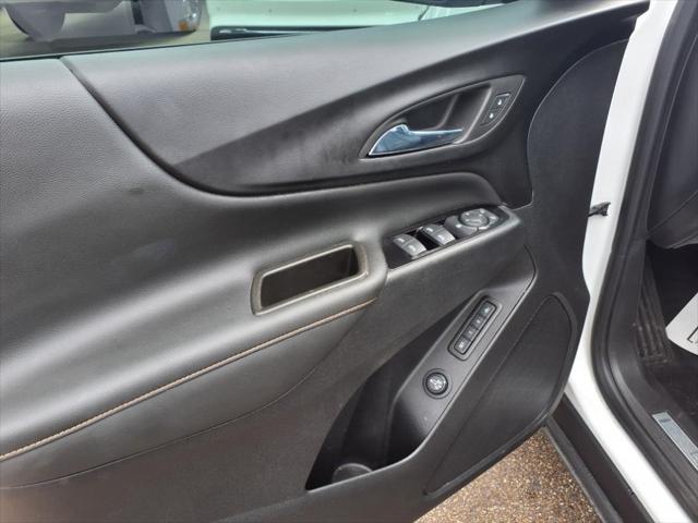 used 2023 Chevrolet Equinox car, priced at $24,999