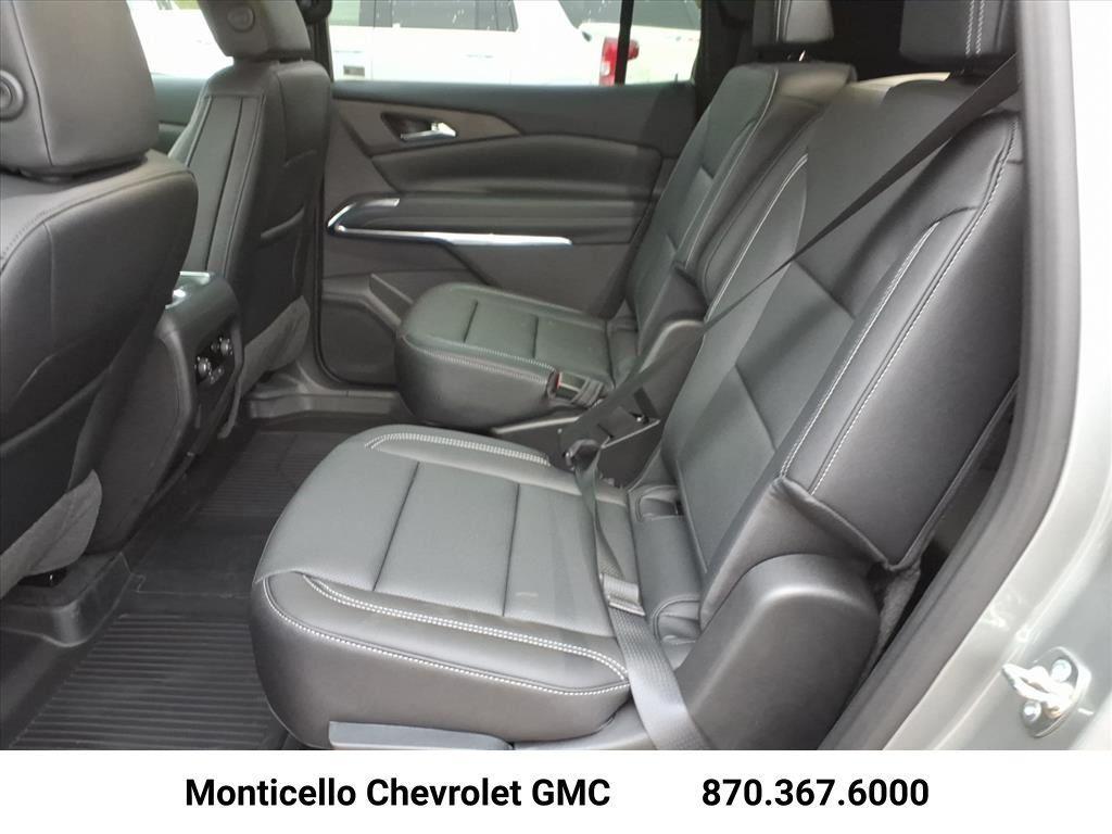 new 2026 Chevrolet Traverse car, priced at $44,250