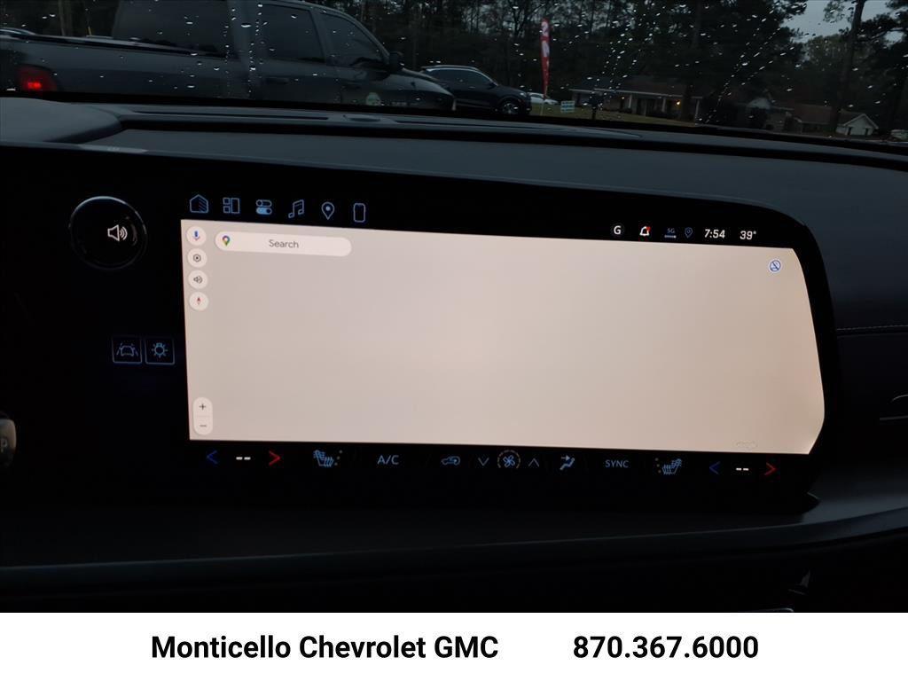 new 2026 Chevrolet Traverse car, priced at $44,250