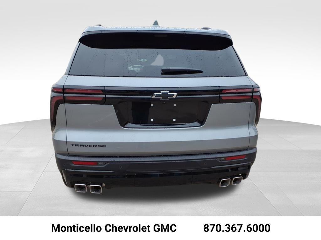 new 2026 Chevrolet Traverse car, priced at $44,250