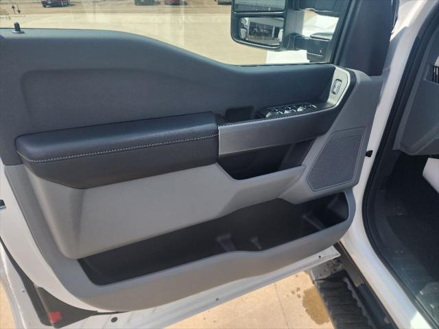 new 2025 Ford F-350 car