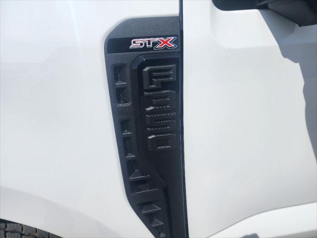 new 2025 Ford F-350 car