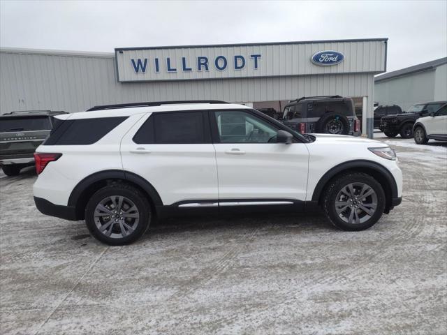 new 2025 Ford Explorer car