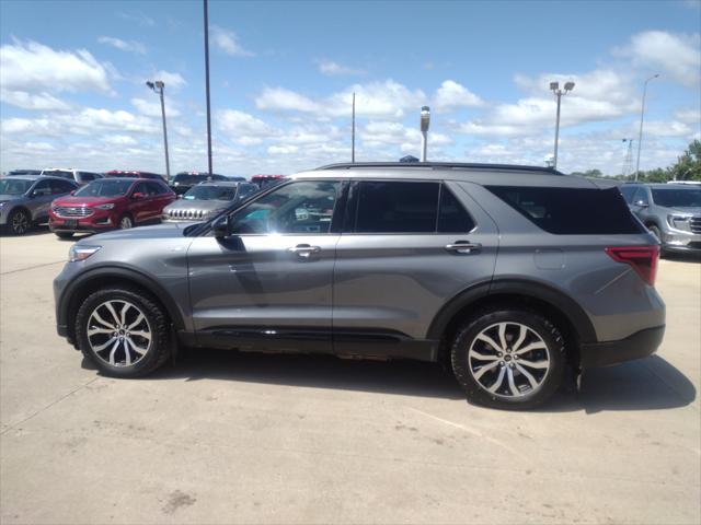 used 2022 Ford Explorer car