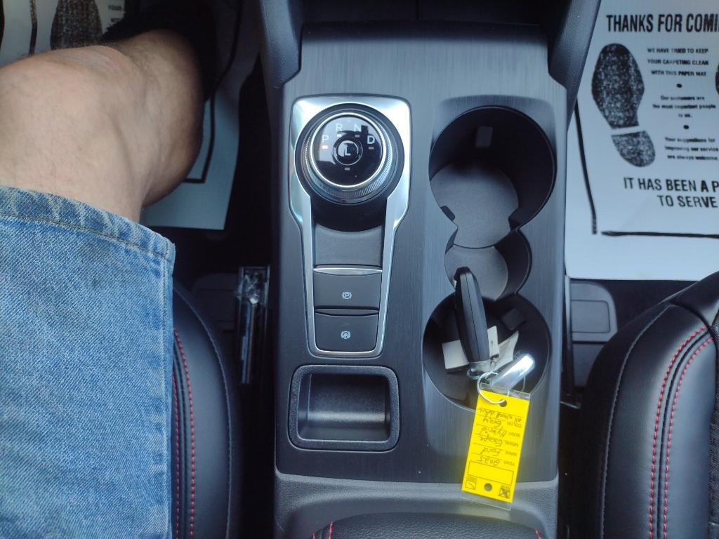 new 2025 Ford Escape car