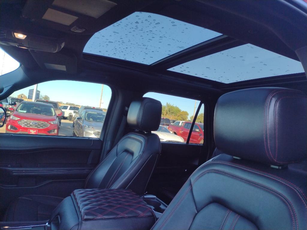 used 2022 Ford Expedition Max car, priced at $57,500