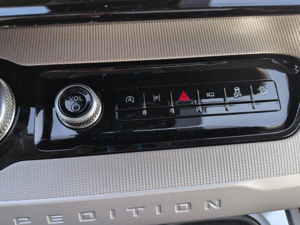 new 2025 Ford Expedition Max car