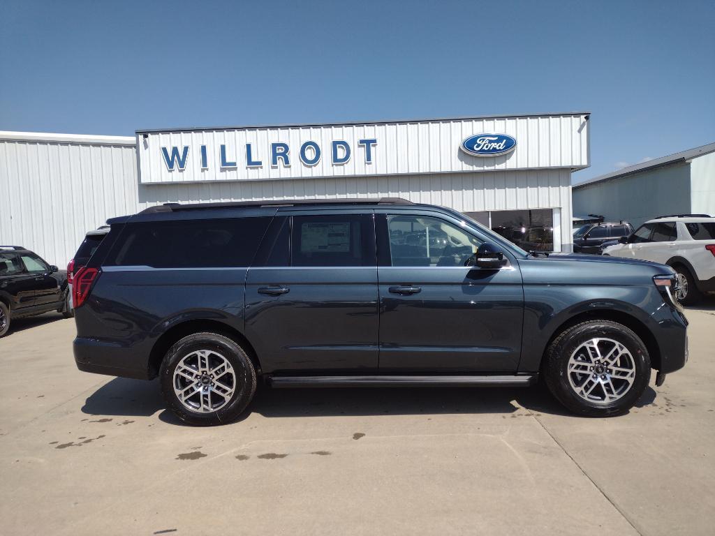 new 2025 Ford Expedition Max car, priced at $73,985
