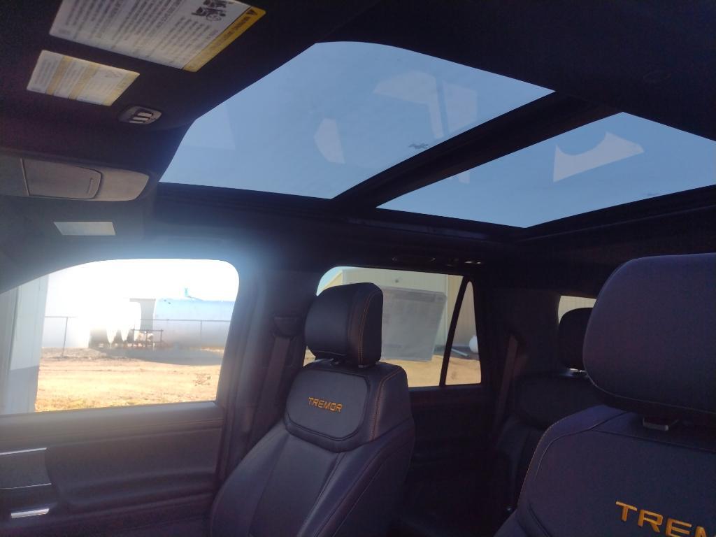 new 2025 Ford Expedition car, priced at $81,795