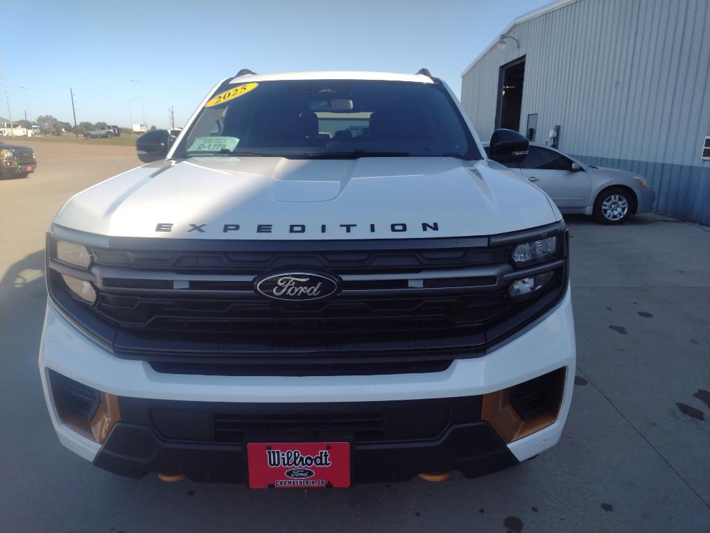 new 2025 Ford Expedition car, priced at $81,795