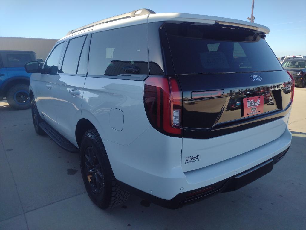 new 2025 Ford Expedition car, priced at $81,795