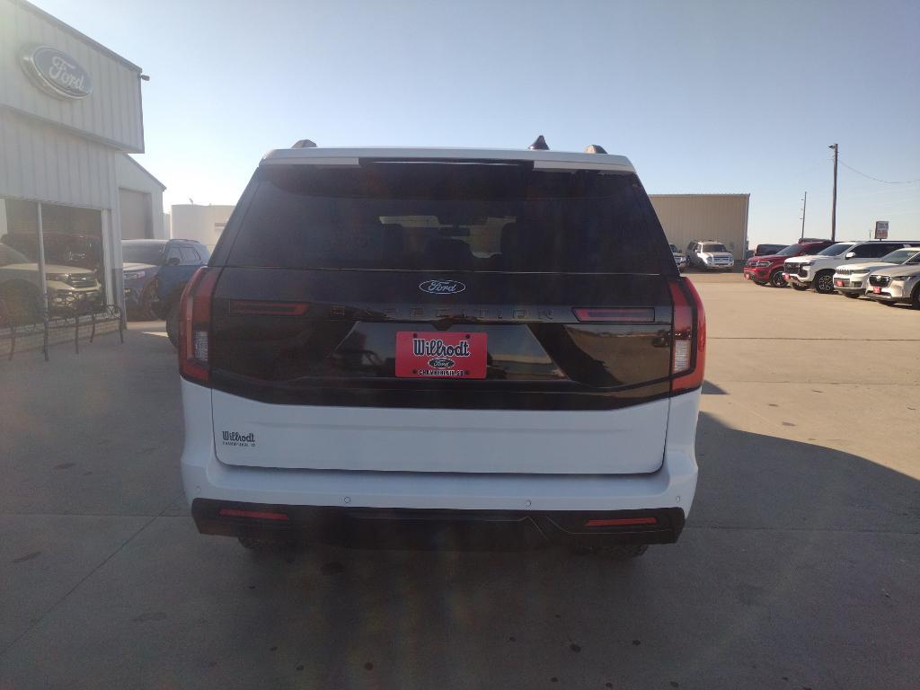 new 2025 Ford Expedition car, priced at $81,795