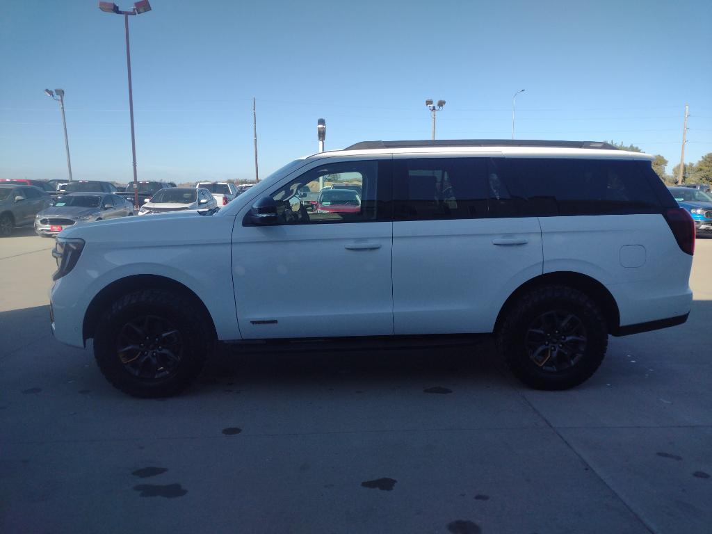 new 2025 Ford Expedition car, priced at $81,795