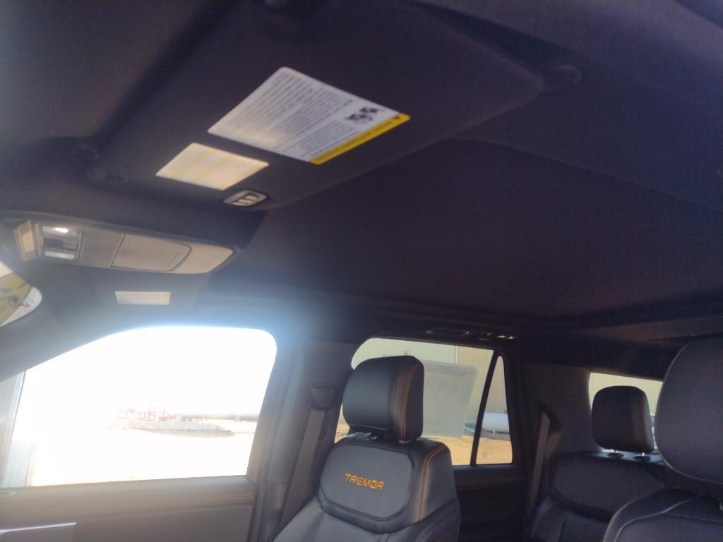 new 2025 Ford Expedition car, priced at $81,795