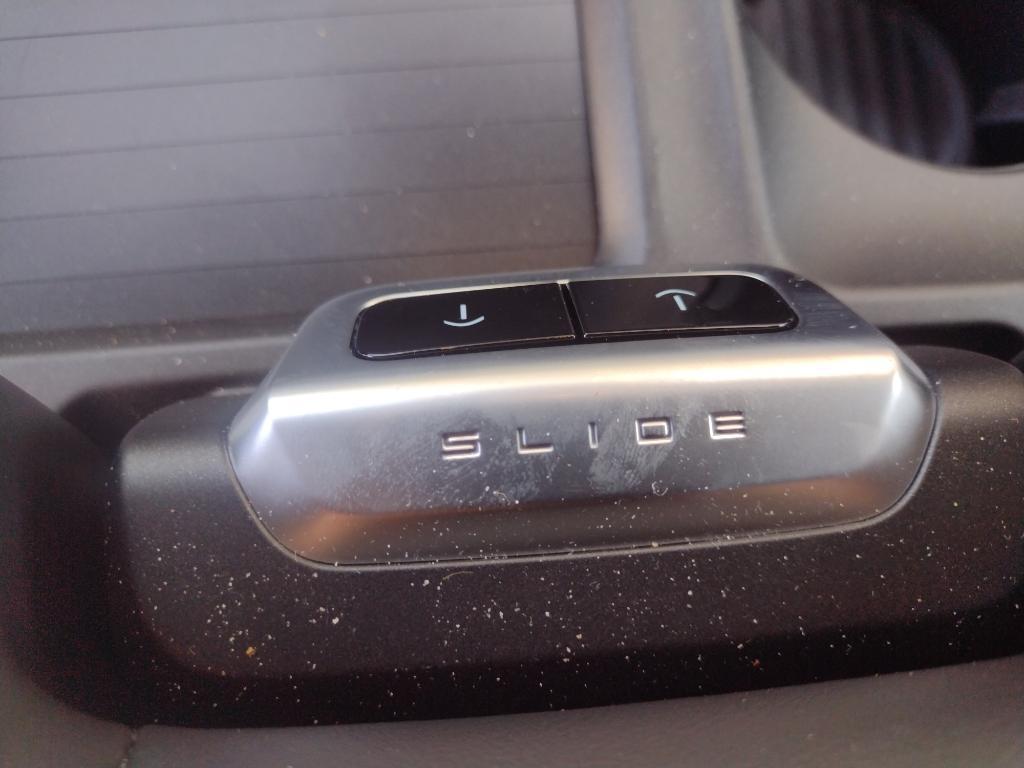 new 2025 Ford Expedition car, priced at $81,795